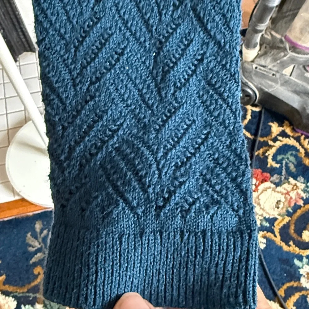 Talbots‎ Ruffle neck Sweater- worn about twice. 99 retail